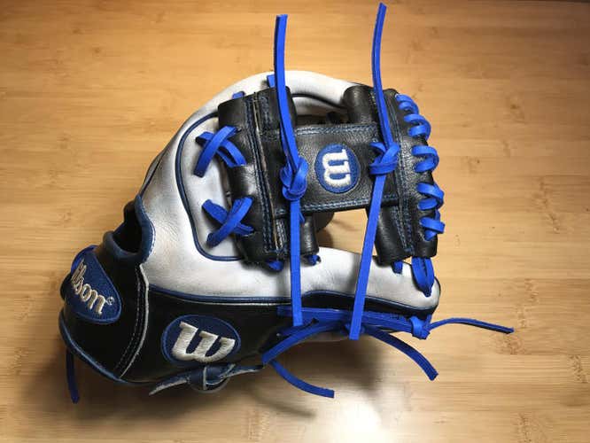 Wilson A2000 Glove 1788 11.25