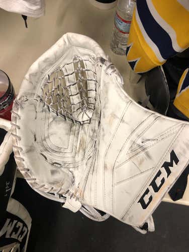 Ccm P2.9 Full Right Glove 590 Break