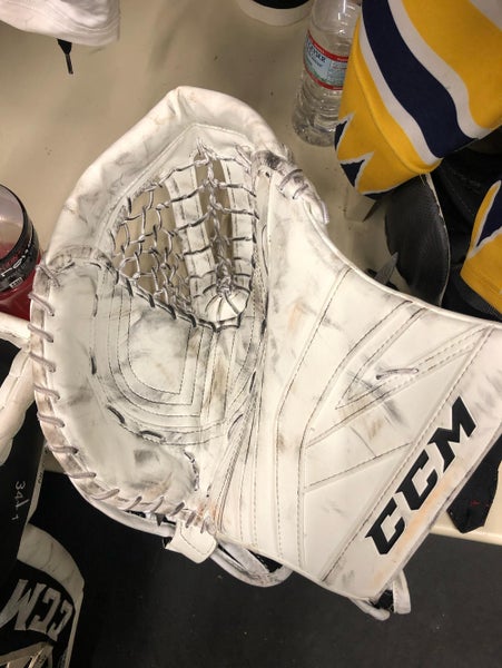 Ccm P2.9 Full Right Glove 590 Break