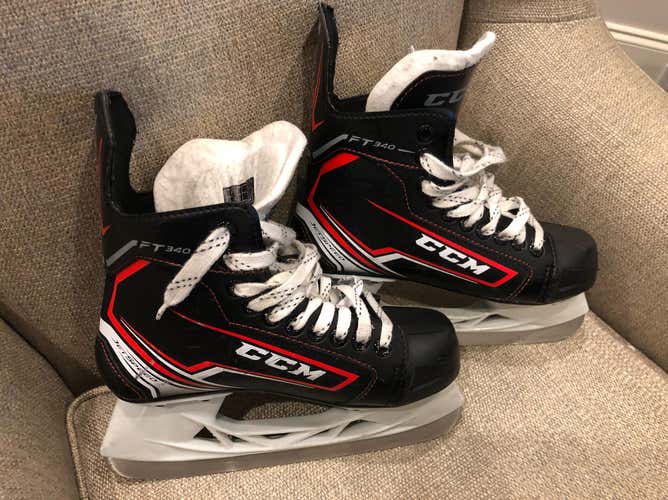 CCM Jetspeed FT340 Junior Size 4