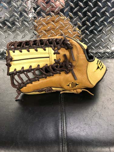 Easton NEB81275 Glove