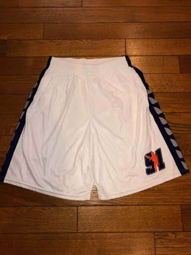 Mens Team 91 White and Navy Shorts. Size L.