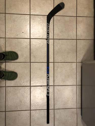 Bauer Nexus 6000 Stick Righty Mid Senior Stamkos
