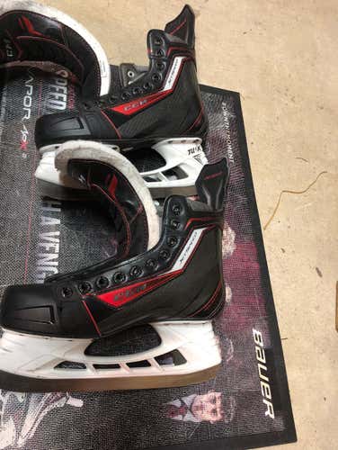 CCM Jetspeed 300 Skates Sz 7