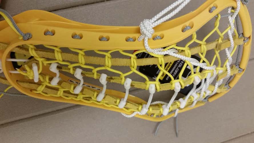 New Under Armour Complete Stick