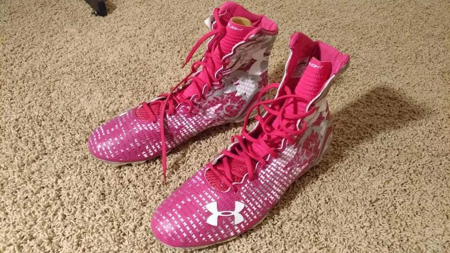 New Under Armour Highlight Cleats - Size 15E
