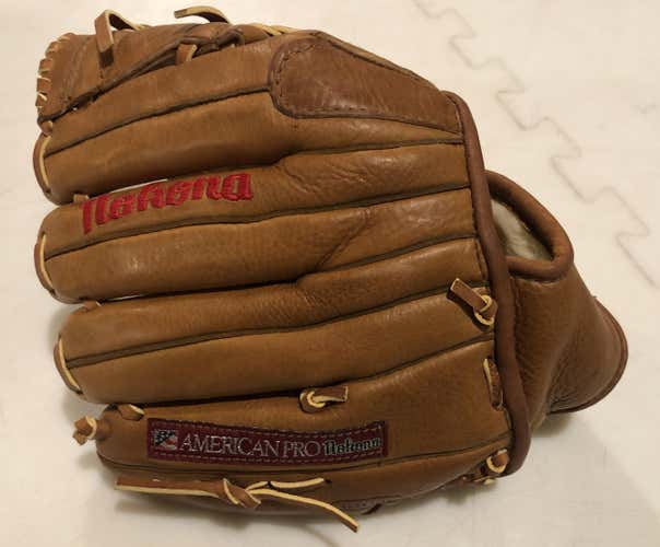 New Nokona Glove AMG1175-CW