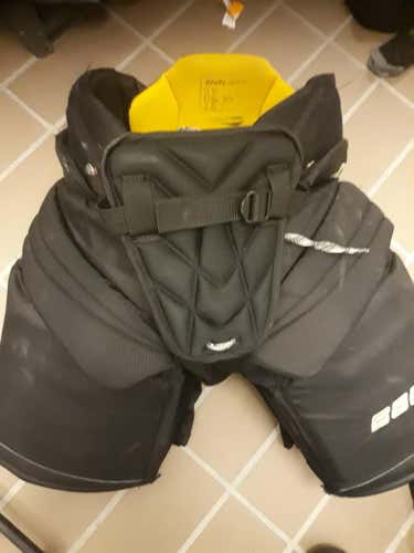 Bauer Total One NXG goalie pants
