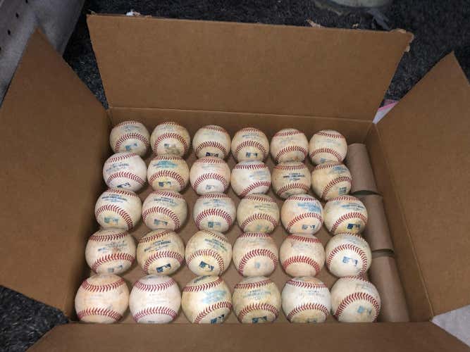 30 Major League Baseballs Used - Or Best Offer