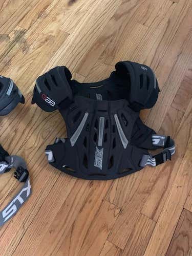 STX G22 Shoulder Pads Used
