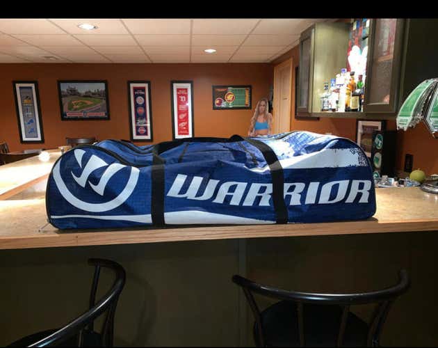 Very Good Condition Warrior Lax Bag