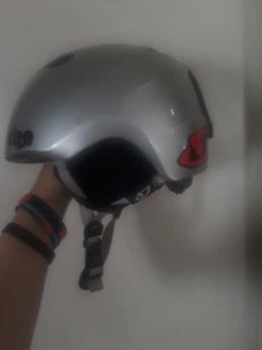 Giro slingshot youth helmet