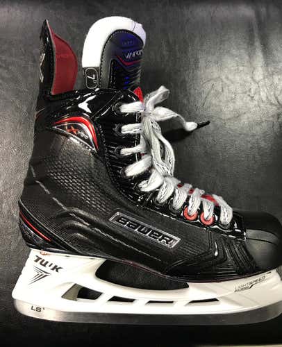 New Bauer Vapor X700 Sr Skate Size 7