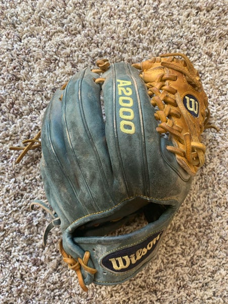 11.25 A2000 infield Glove Perfect Form