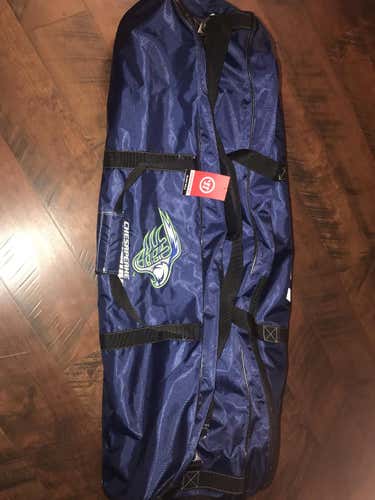 NWT Navy Warrior Bayhawks team issued equipment bag. Looking for 12" gloves or medium pads