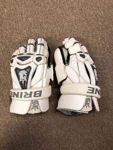 New King V Goalie Gloves 14”