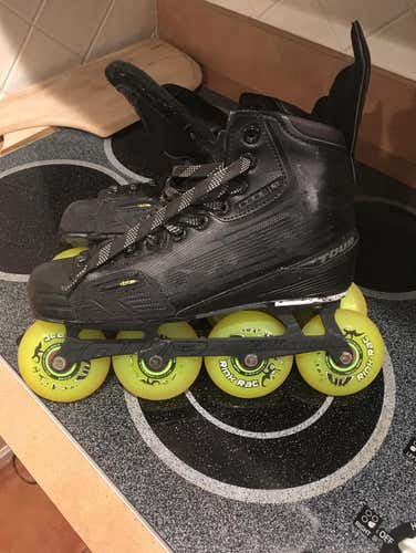 TOUR CODE 3 Skates Size 7.5 (wheels not included)