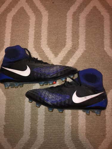 Lightly Used Magista Obras