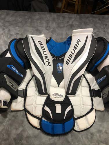 Bauer reactor R4000 chest And Arm Protector