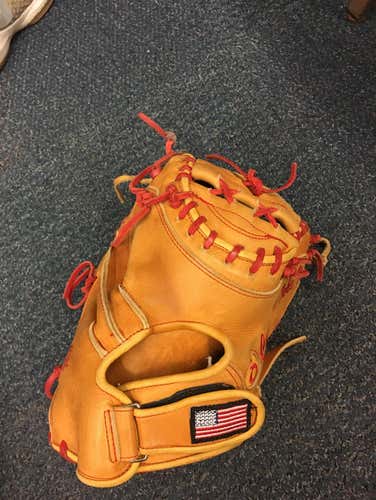 34” Dunamus Custom Catchers Glove