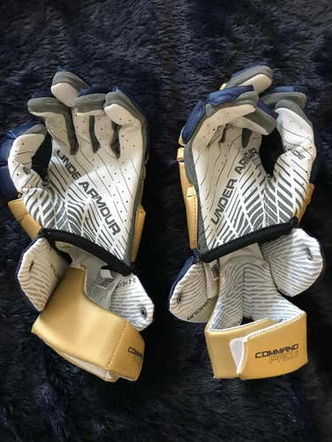Notre Dame Team Issued New Under Armour Command Pro 2 Gloves, 13.5 inch