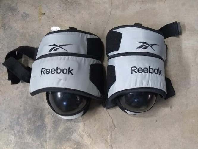 Reebok Senior knee pads