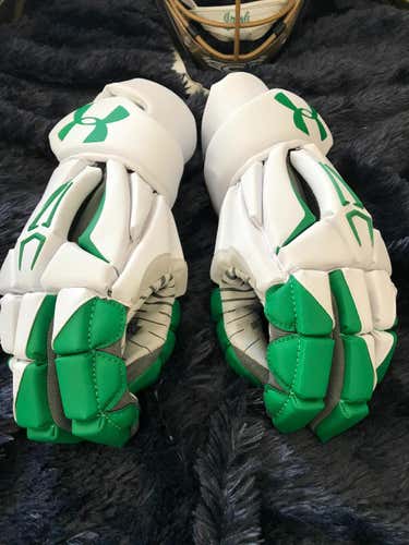 Notre Dame Team Issued for Green and Gold Game, New Under Armour Command Pro 2 Gloves