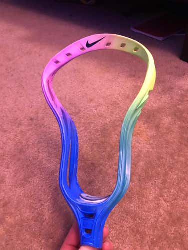 Nike Lakota