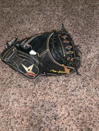 33.5 Catchers Mitt