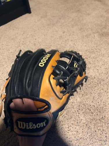 Wilson A2000