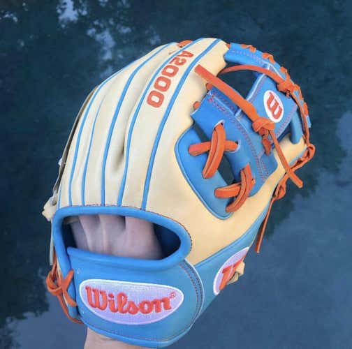 Wilson A2000 June 2016 Glove Of The Month 11.25” 1788 Infield Baseball Glove