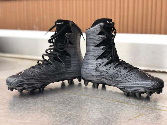 NEW Black Under Armour Highlight MC Cleats (Size 9)