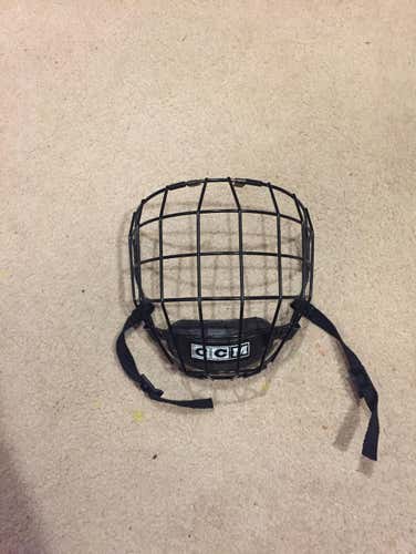 CCM FM480 Large Black