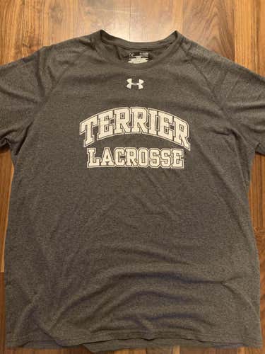 BU New Under Armour T-shirt