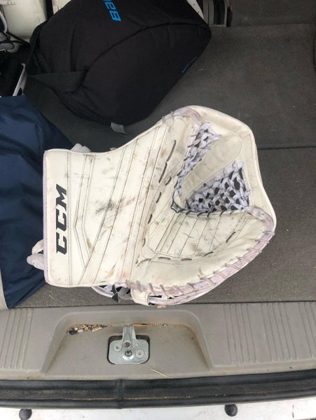 CCM Extreme Flex II Goalie Glove & Blocker