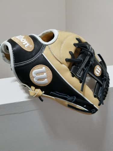 New Wilson A2000 Glove