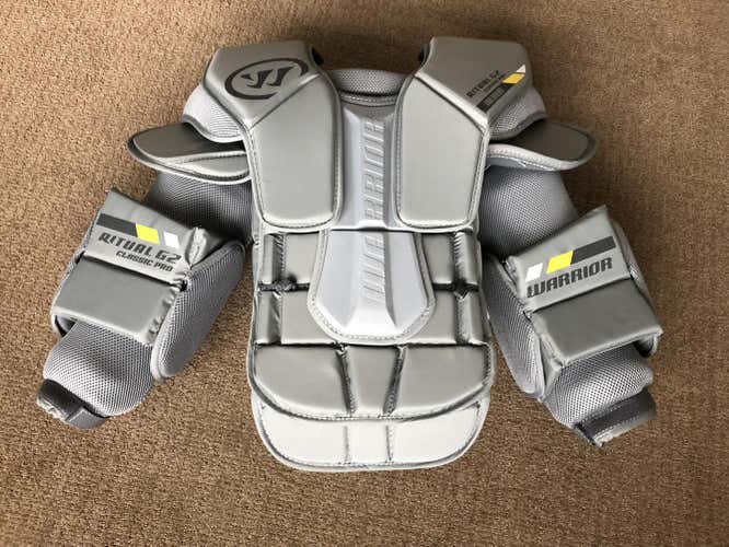 NEW Warrior Ritual G2 Pro Classic Chest & Arm Protector, Senior Medium