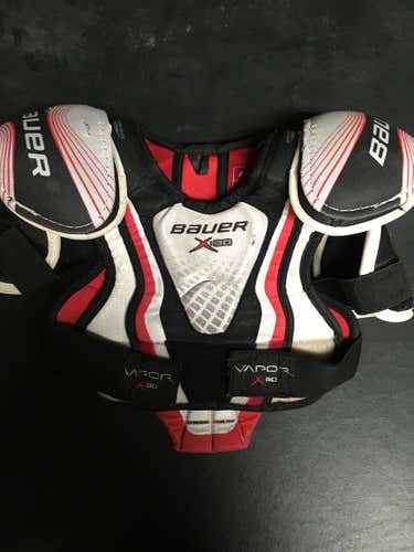 Bauer Shoulder Pads Junior Medium