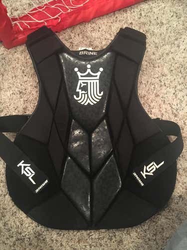 Brine KSL Lacrosse Goalie Chest Protector Youth Small *Great condition*