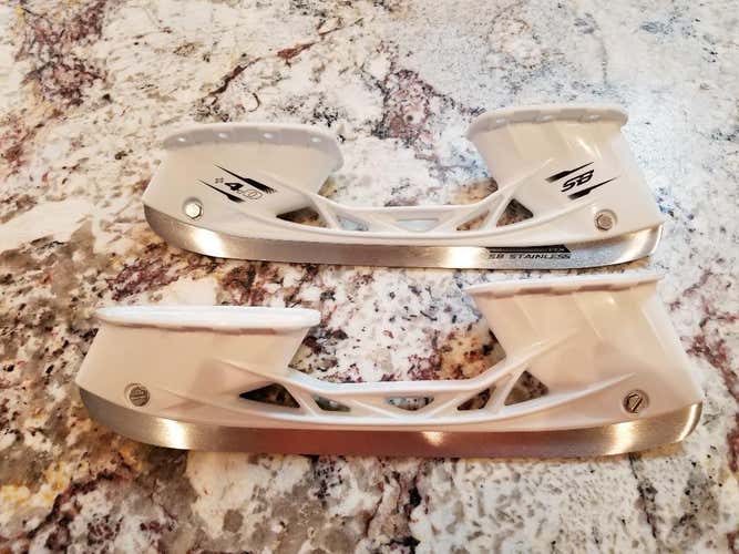 New CCM SB +4 280 Holders and Runners Left and Right