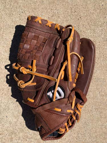 Wilson YAK Softball Glove 12.5”