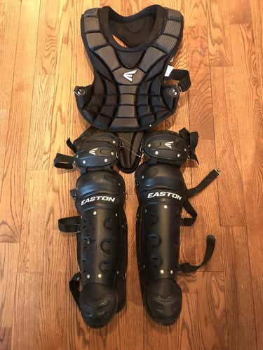 Easton Catcher's Protective Gear Youth