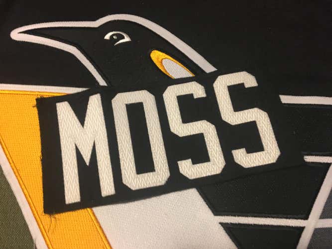 MOSS Pittsburgh Penguins Team Issued Hockey Jersey Nameplate Tag