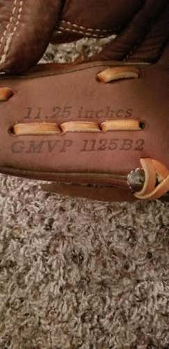 Mizuno MVP Prime Glove