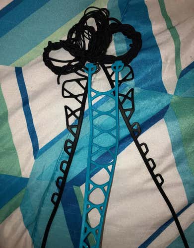 Maverik WOMEN VERTEX STRINGING KIT BLACK/BLUE COMPLETE & NEW