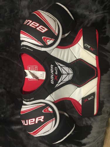 Bauer Vapor X 60 Medium Shoulder Pads Junior