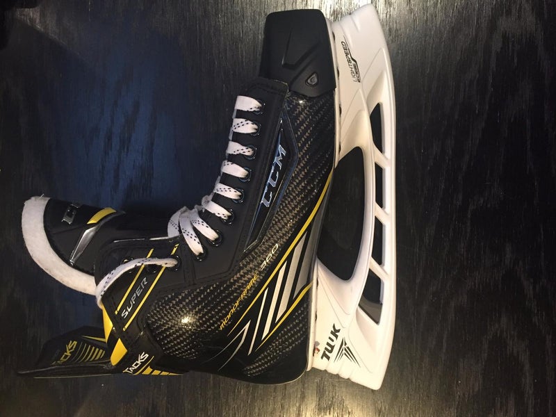 New CCM Super Tacks Skates Pro Stock Size 10