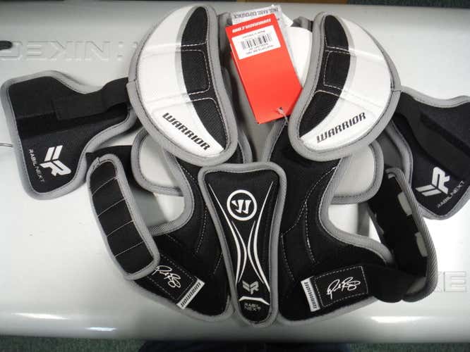 New Warrior Rabil Next Shoulder Pads Youth Medium