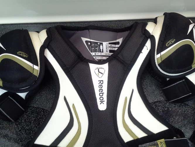 Sidney Crosby SC 4, Reebok Shoulder Pads Junior