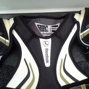 Sidney Crosby SC 4, Reebok Shoulder Pads Junior